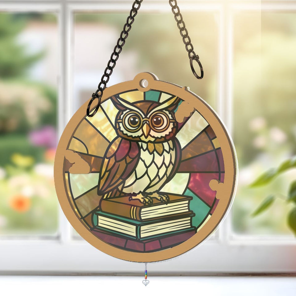 Wise Owl Books Circle Window Hanging Suncatcher with heart crystal + rainbow chain